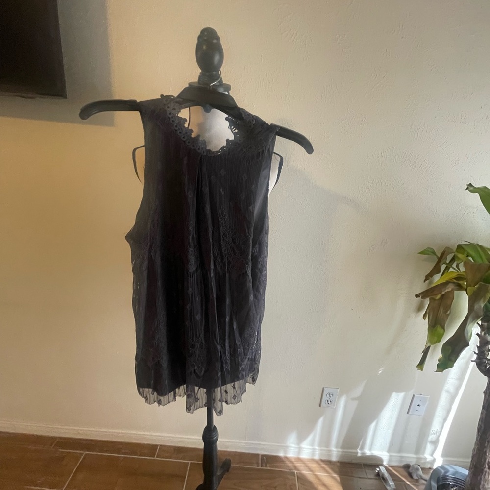 Women’s Blouse